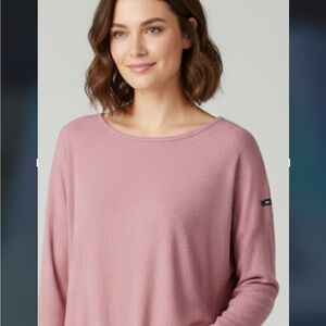 Roxy Women's Pink ribbed top scoop crew neck mauve pink hi Lo EUC thermal
